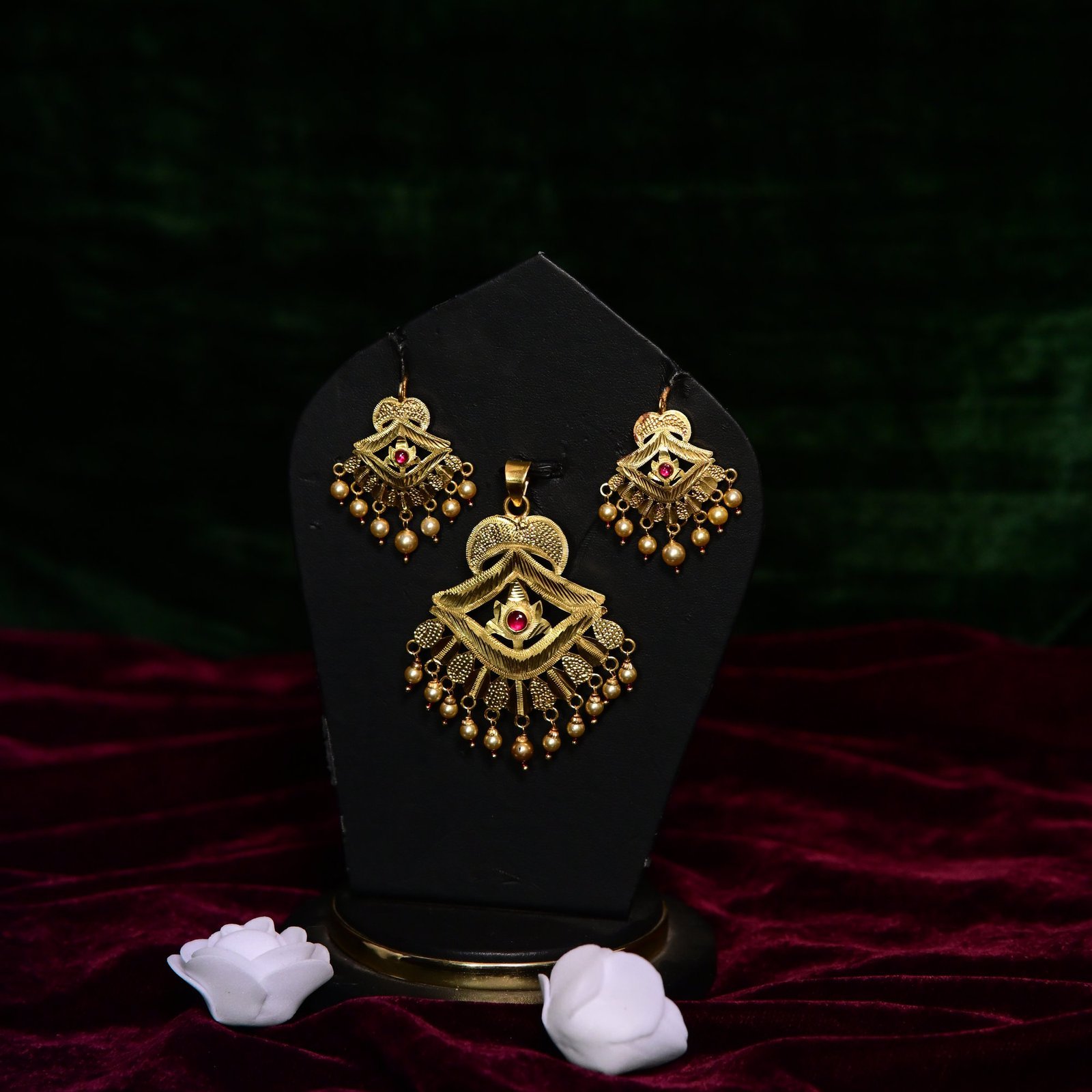 product179.jpg Pendant Set - Image 1