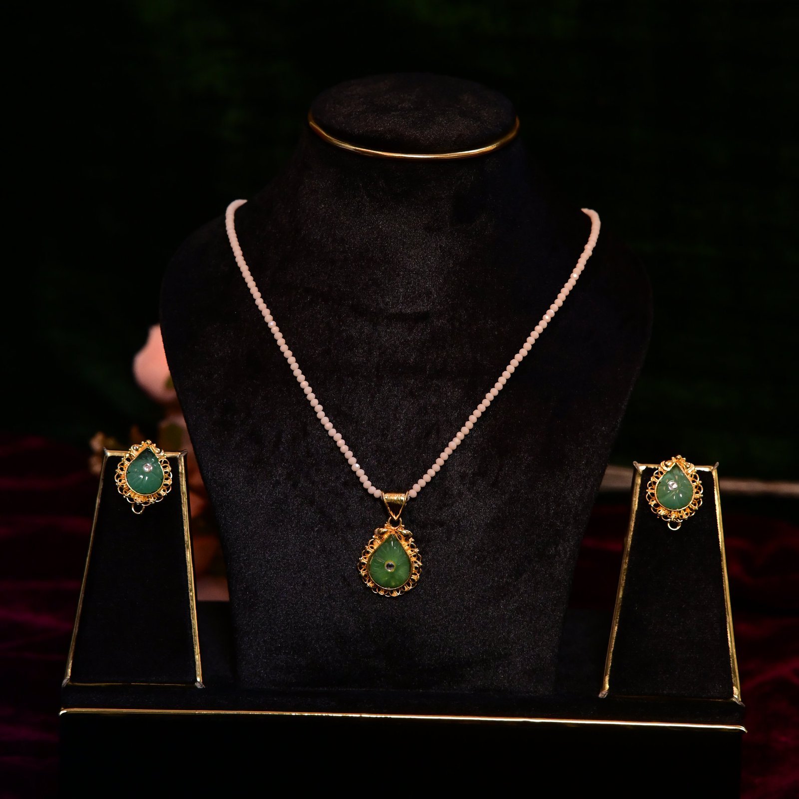 product205.jpg pendant set - Image 1