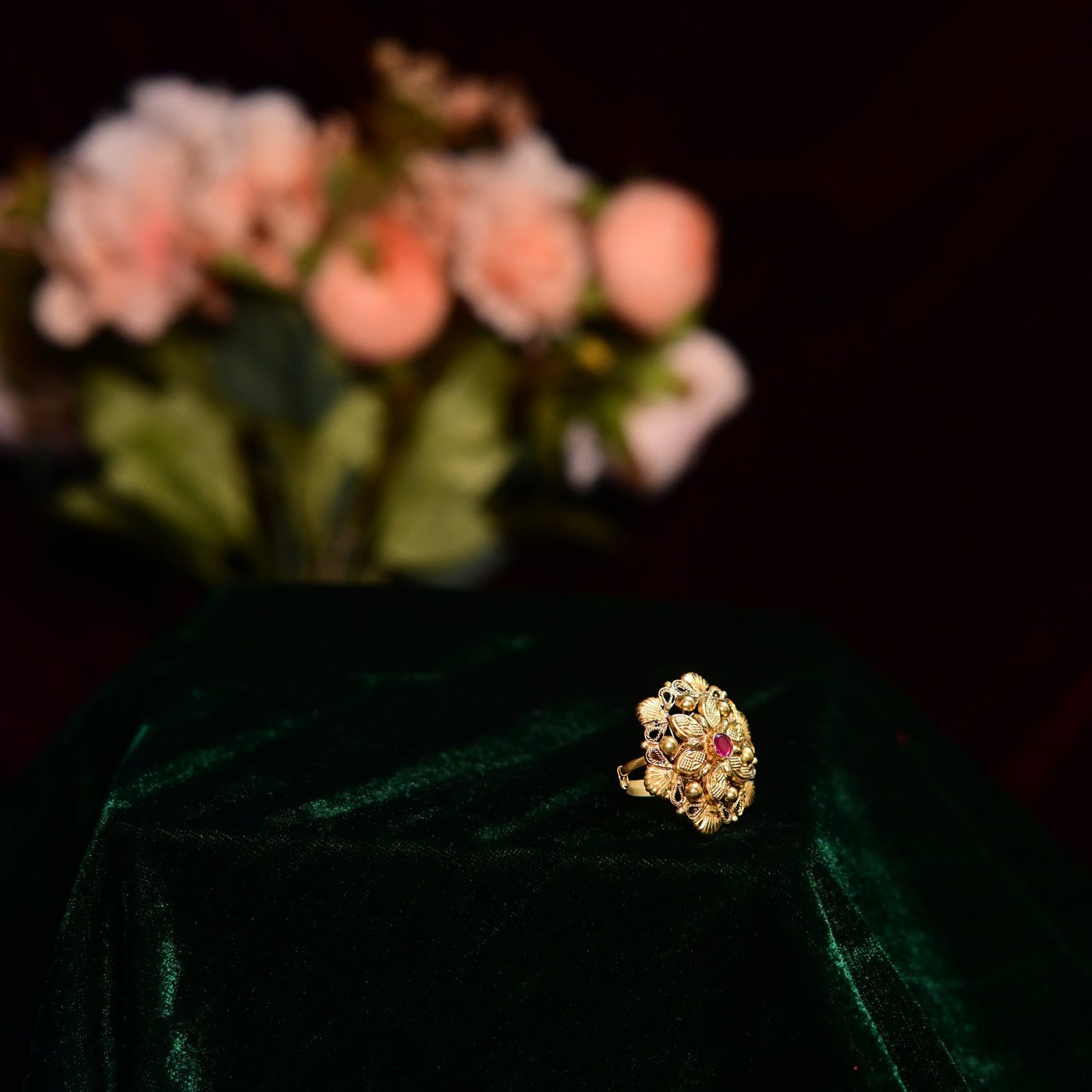 product293.jpg Coctail Ring - Image 1