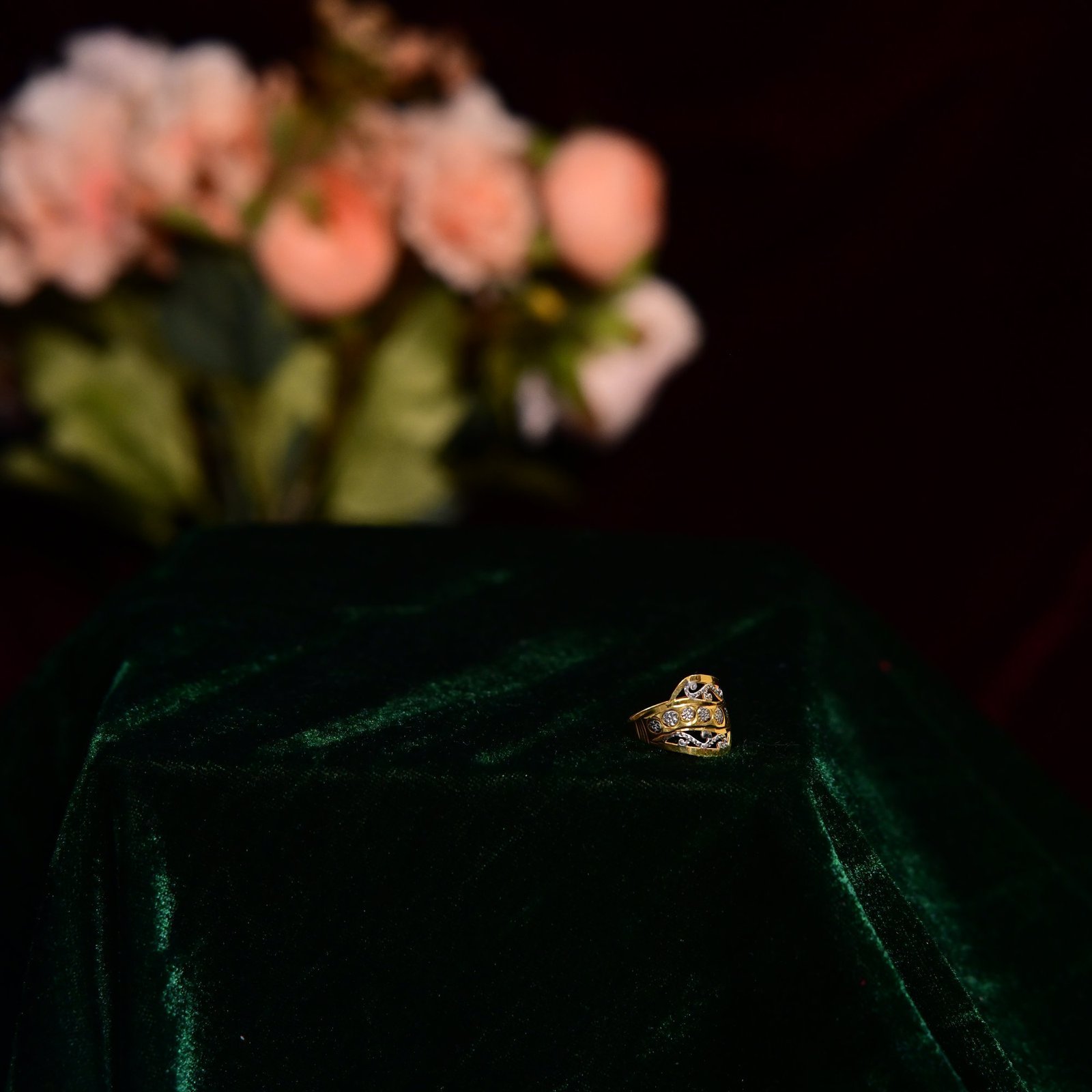 product296.jpg Coctail Ring - Image 1