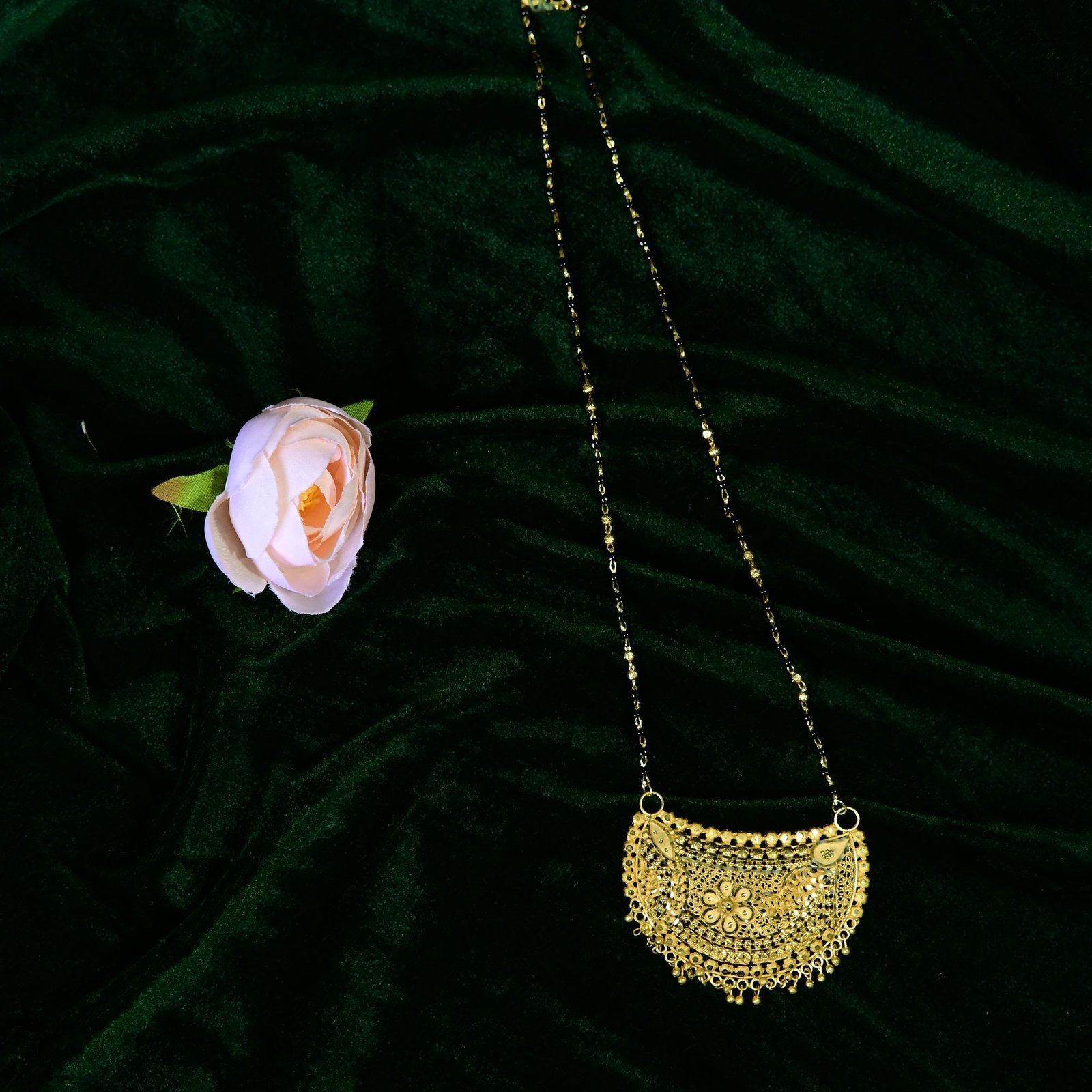 product439.jpg Mangla sutra - Image 1