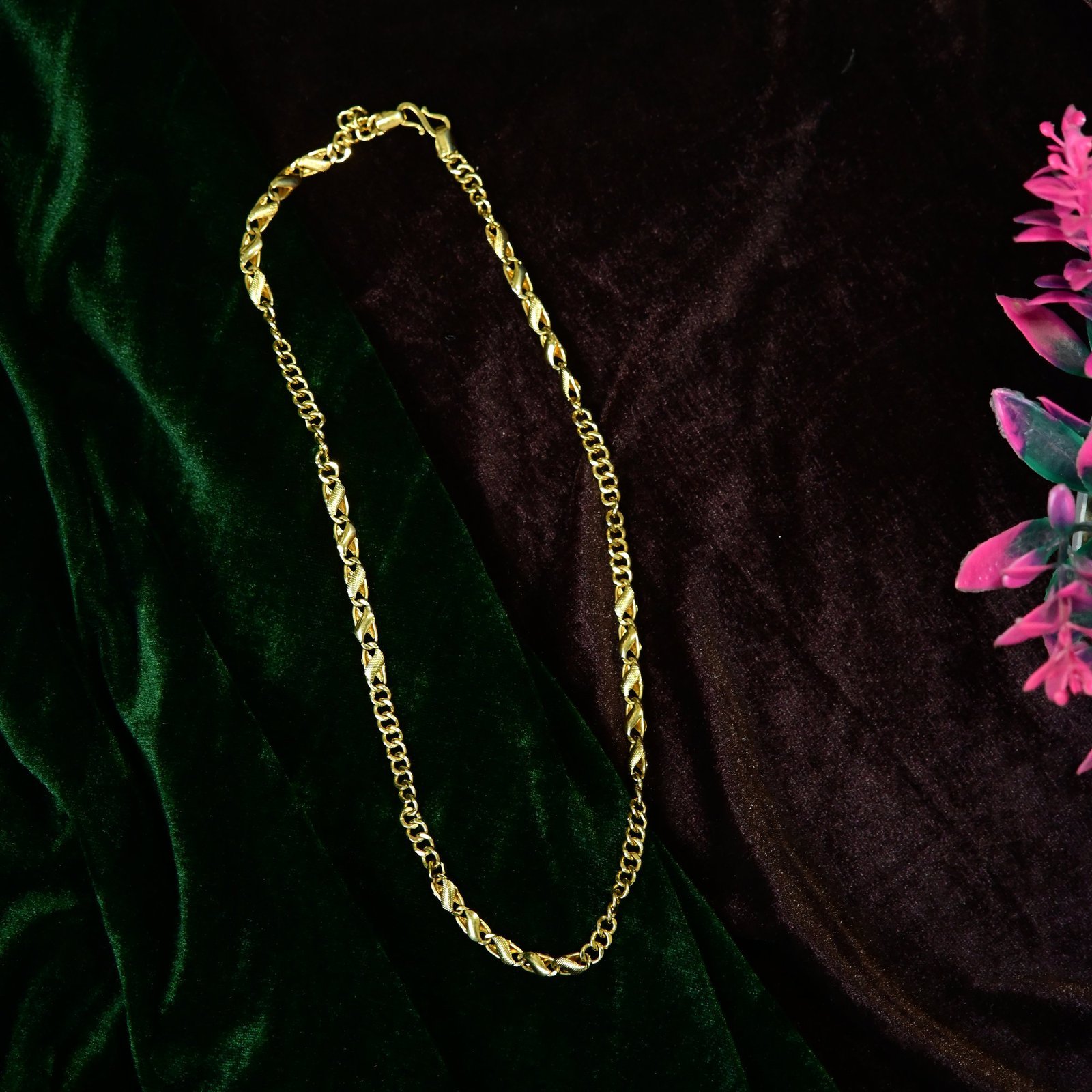 product471.jpg Gents Chain - Image 1