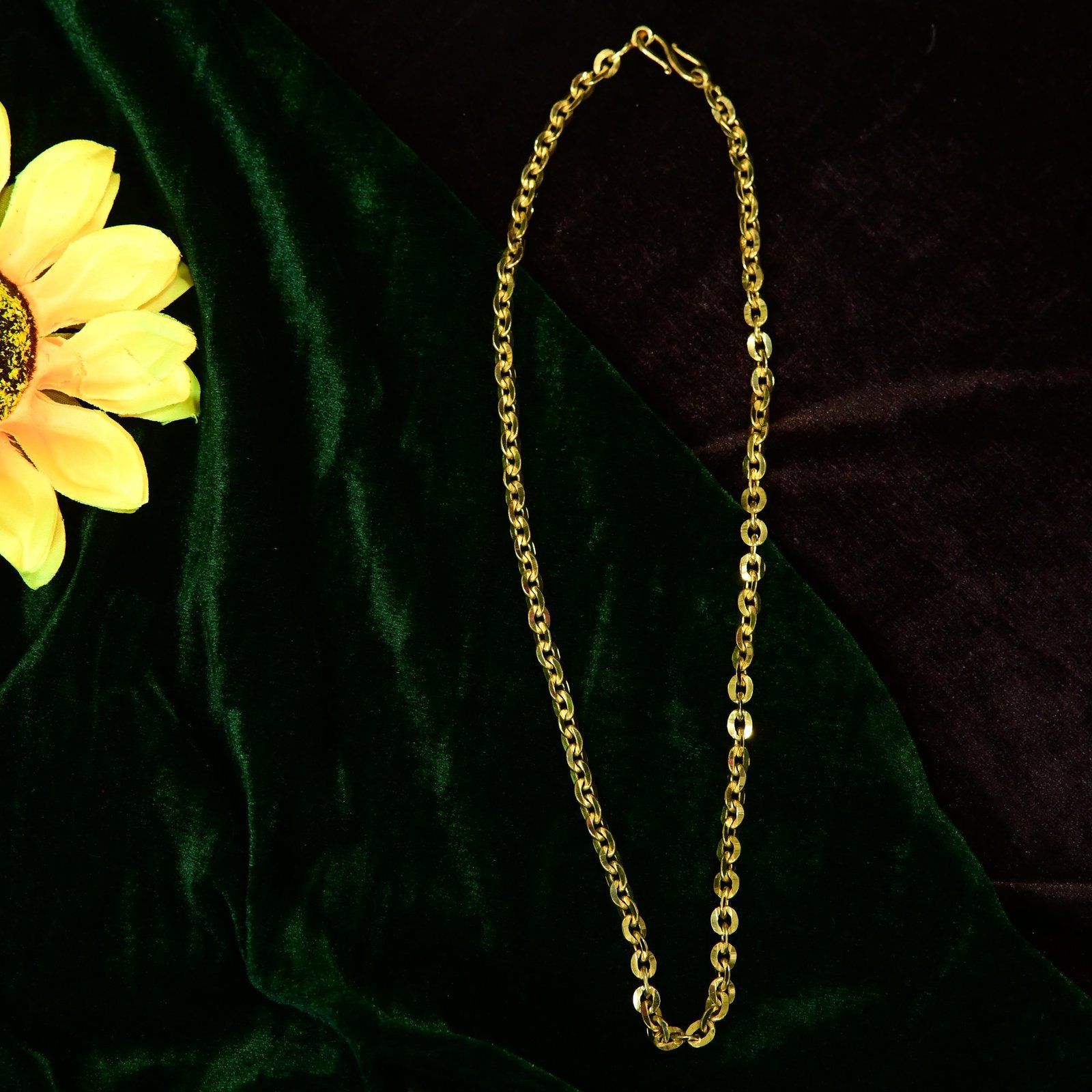 product477.jpg Gents Chain - Image 1