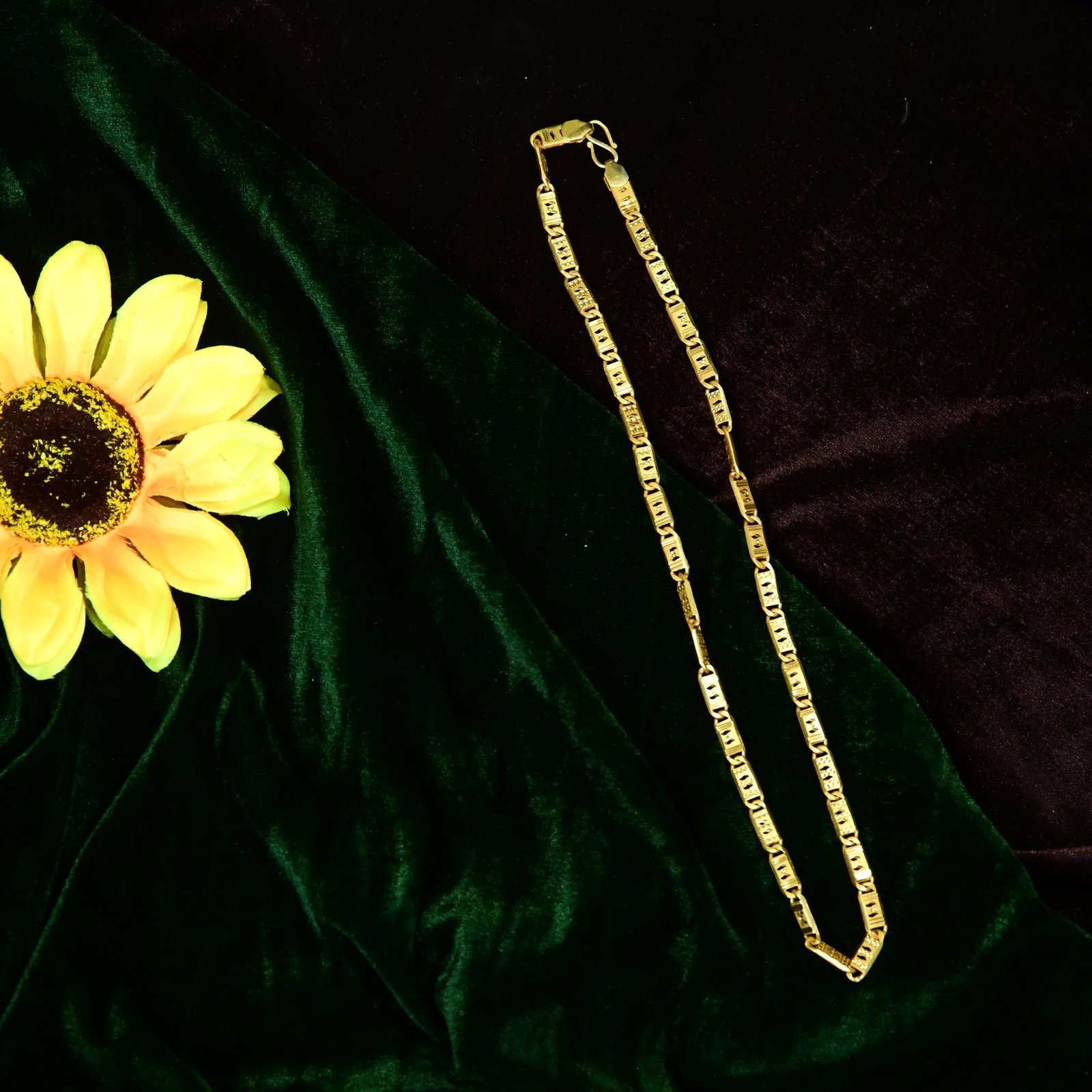 product480.jpg Gents Chain - Image 1