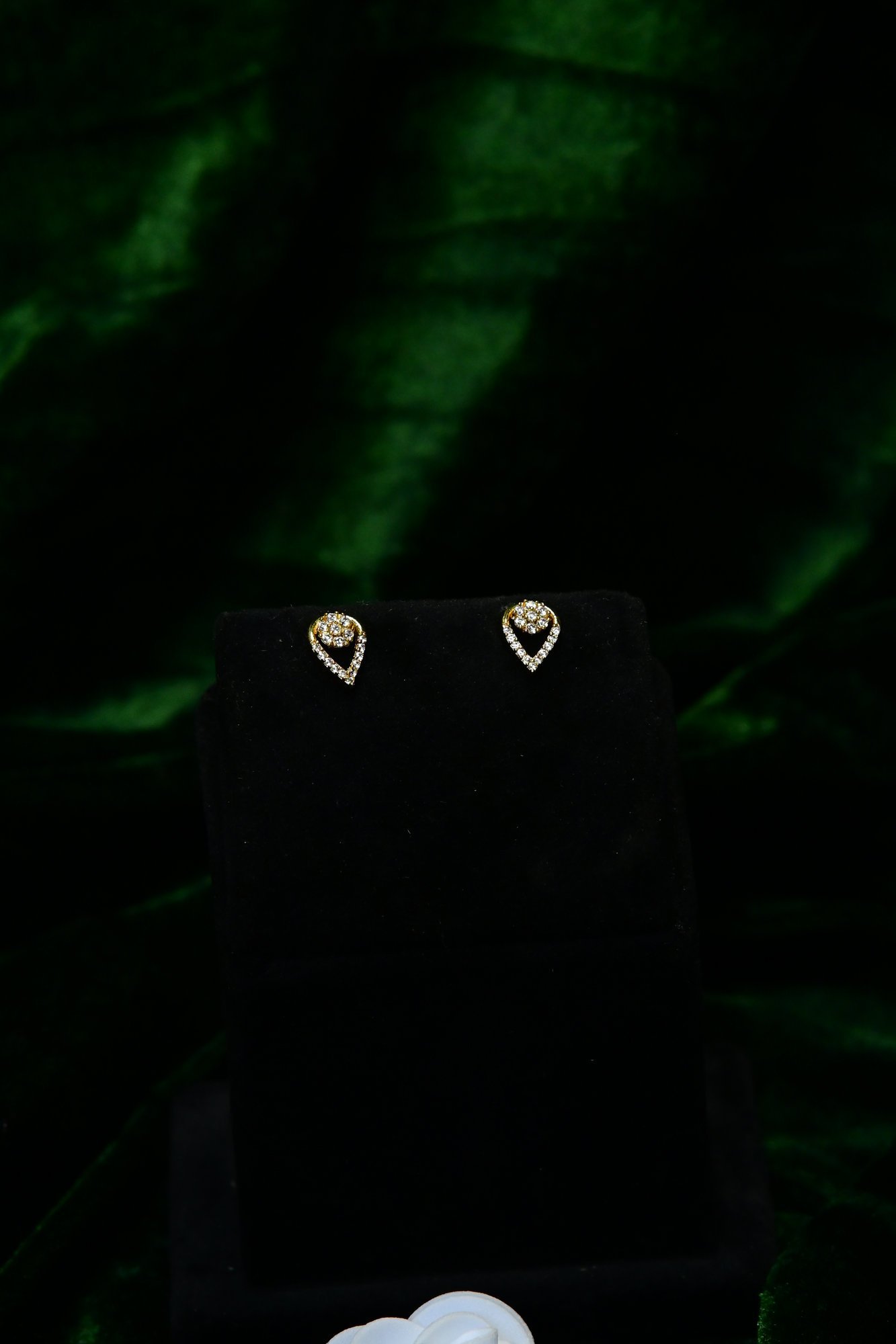 product567.jpg singtic Tops - Image 1