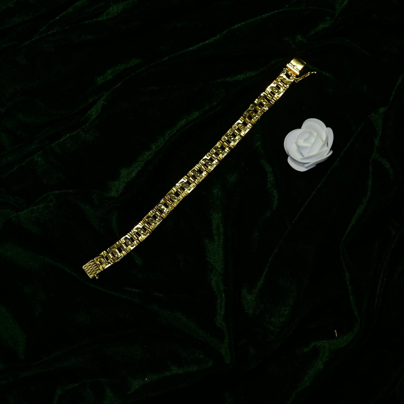 product574.jpg Gents bracelat - Image 1