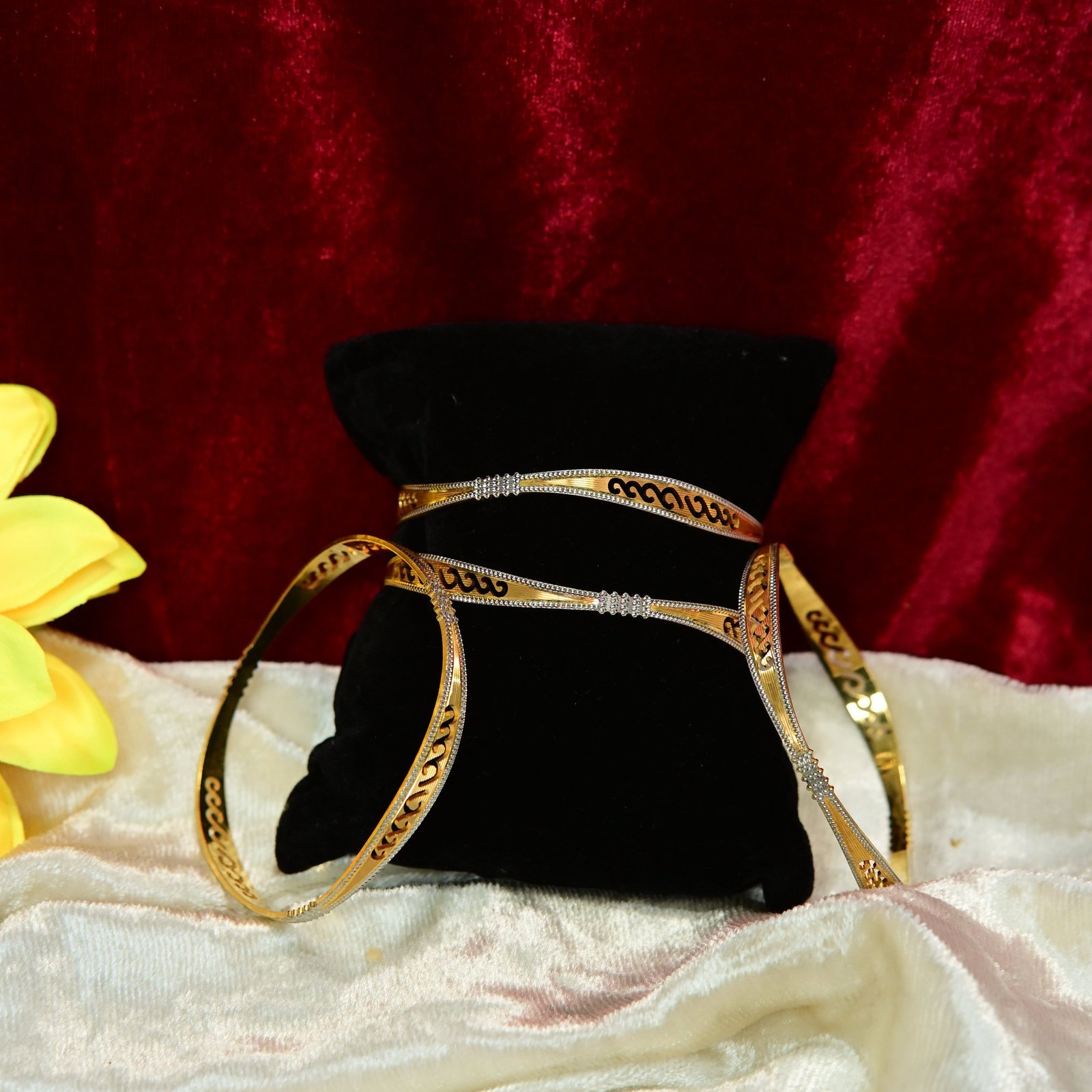 product690.jpg ladies kadda - Image 1