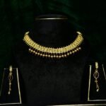 Necklash set